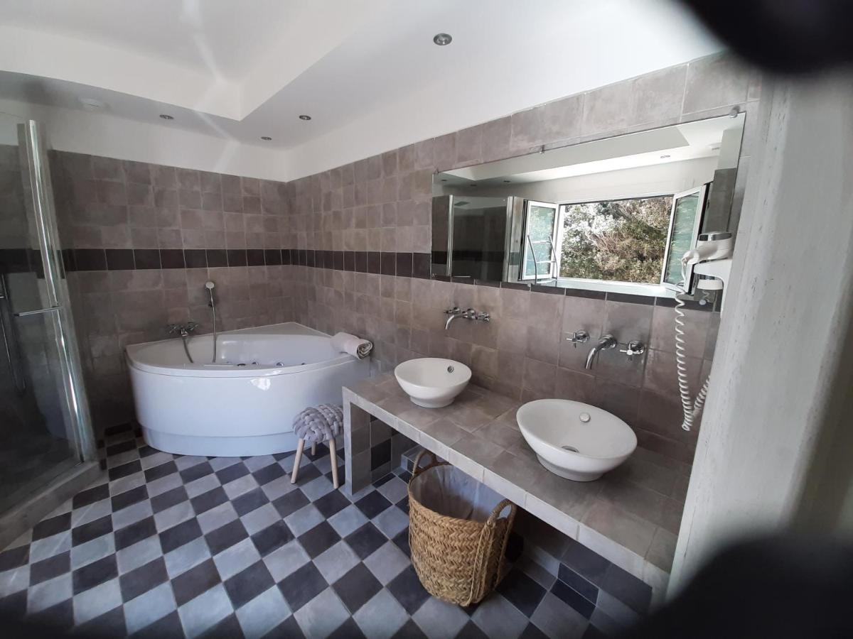 Bed and Breakfast Casa Ottobre Blu Calvi  Exterior foto